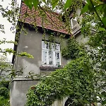 29 Avenue